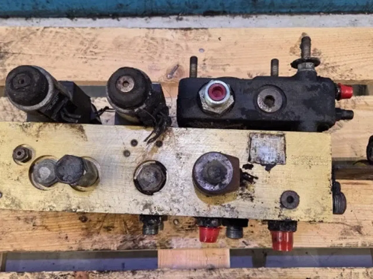 Billede 4 - Case 8010 Hydraulikventil 87109742