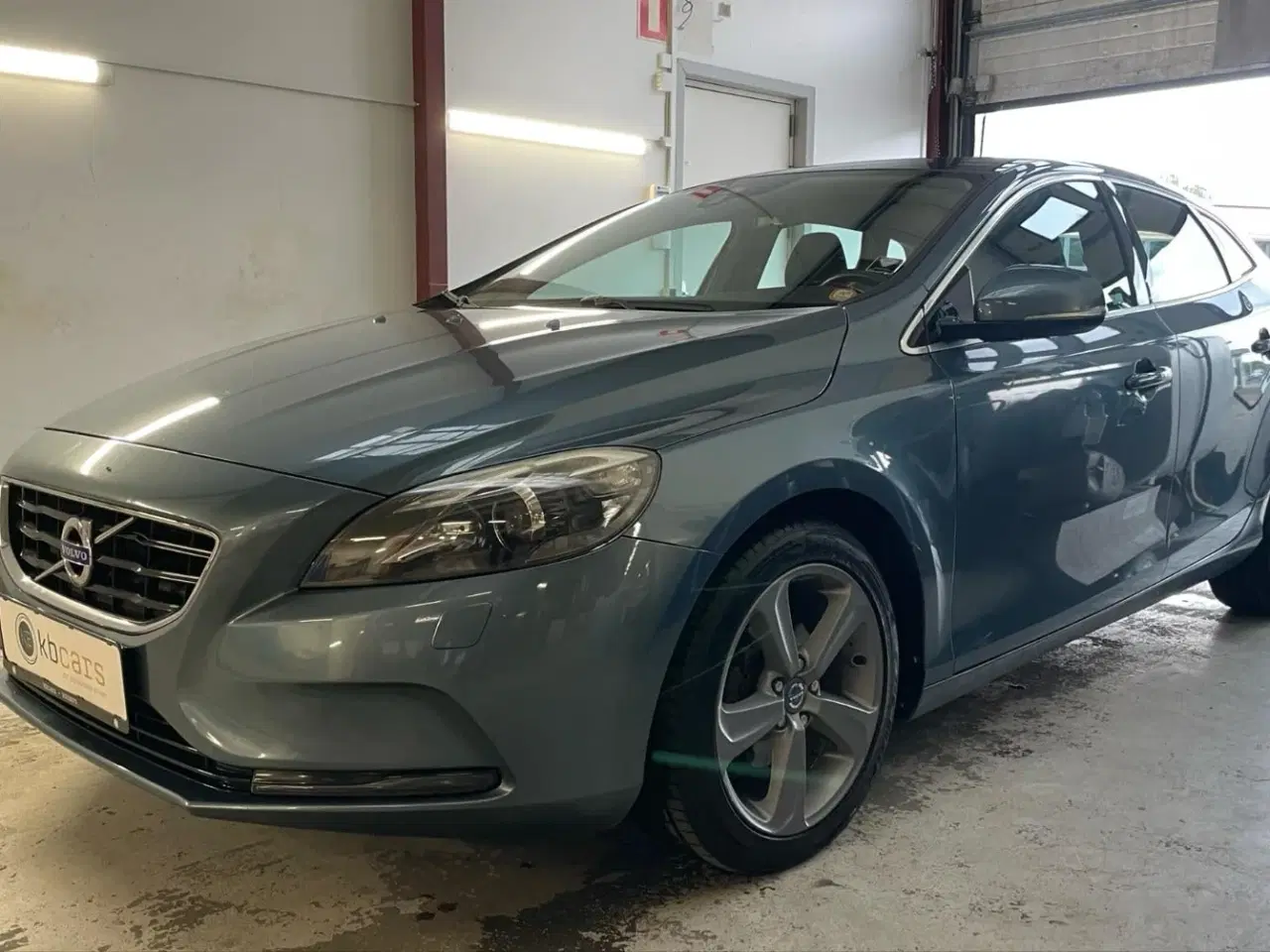 Billede 1 - Volvo V40 CC 1,6 D2 115 Summum