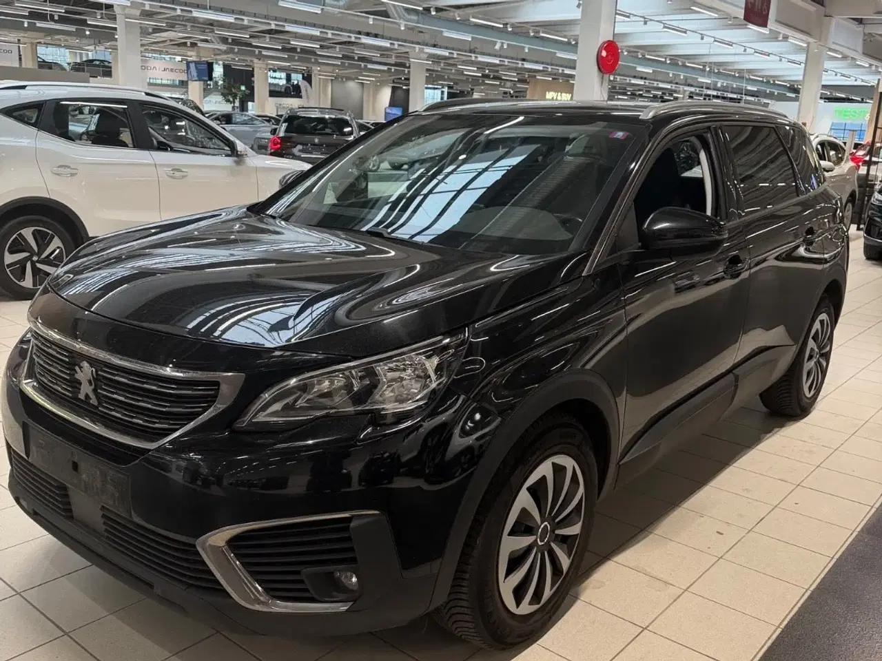 Billede 1 - Peugeot 5008 1,6 BlueHDi 120 Active 7prs