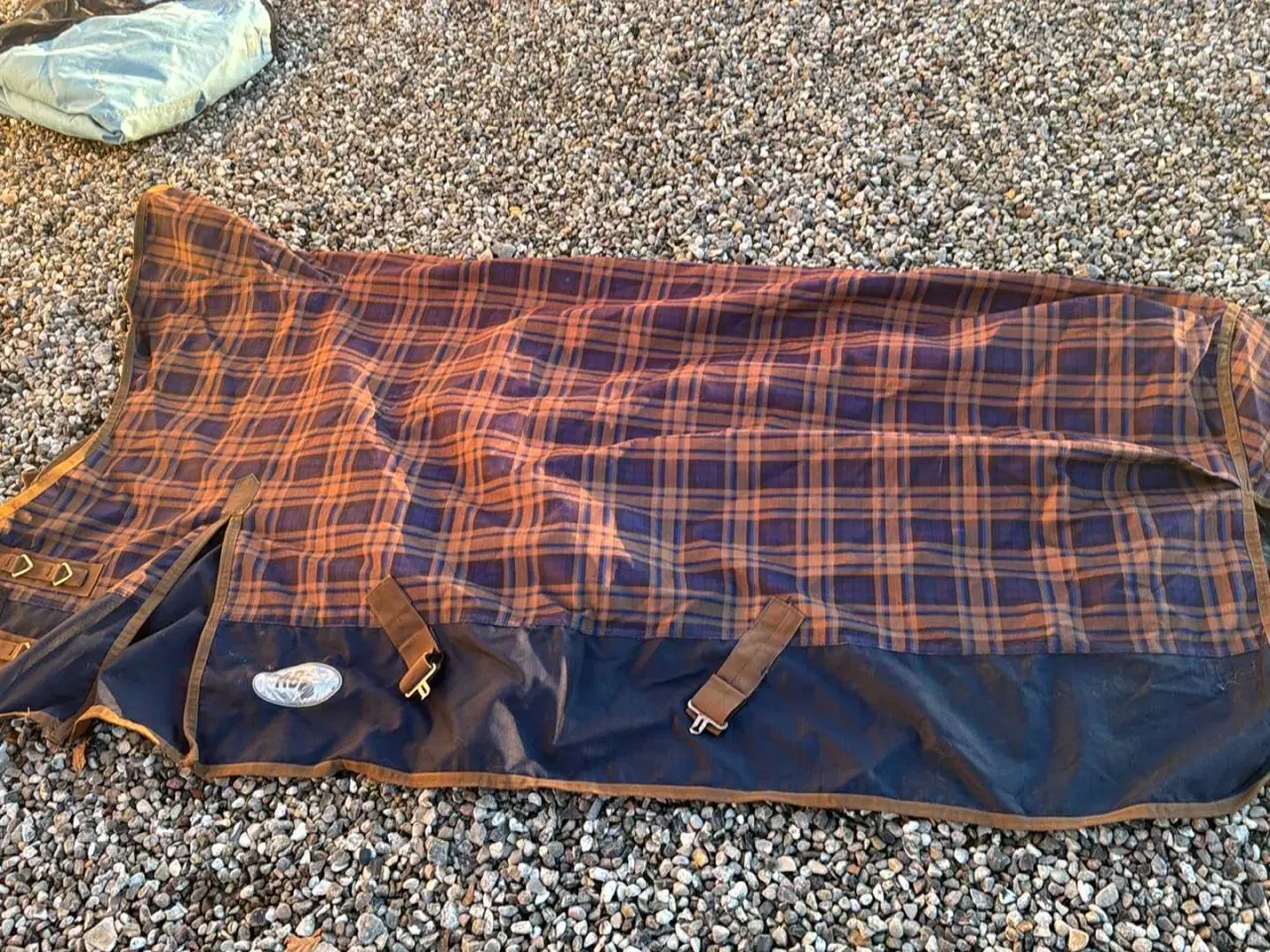 Billede 2 - Regndækken høj nakke 135