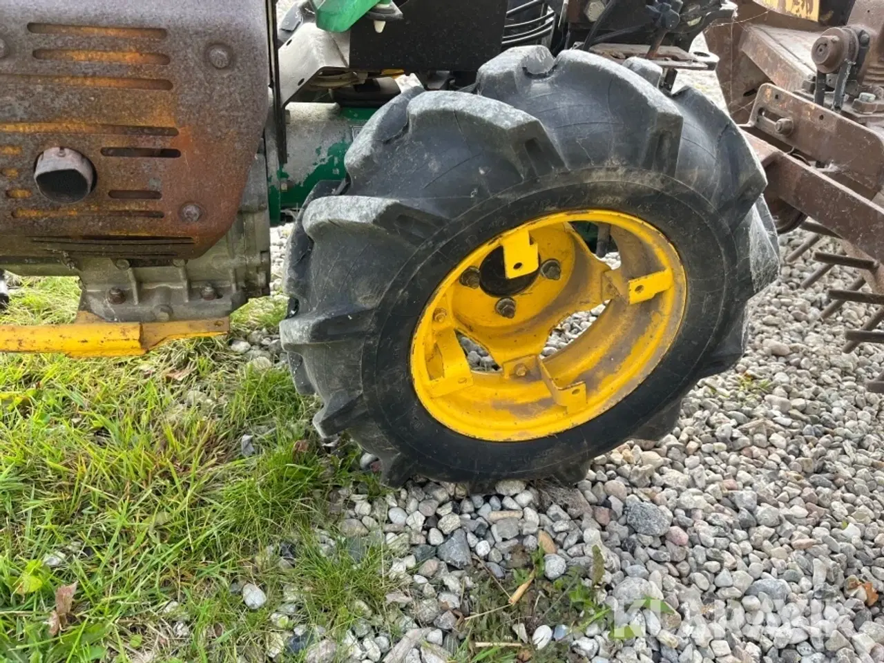 Billede 4 - Redskabsbærer Ferrari MC 340 med stenrive