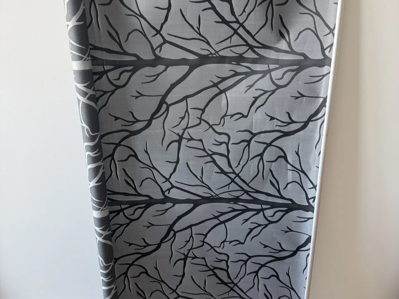Billede 3 - Jysk Rullegardin BARKEN 140x170 Grå/Sort