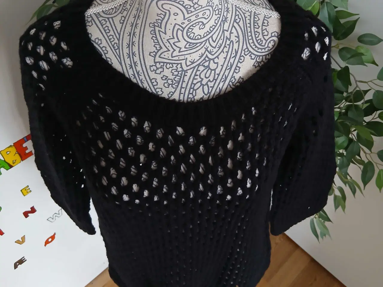 Billede 2 - Sweater. Friendtex. Medium/38
