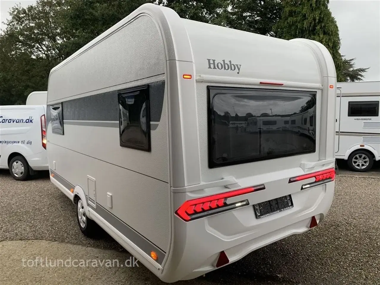Billede 3 - 2025 - Hobby On Tour 460 DL    aut. HOBBY forhandler. NY 2025 ENKELTSENGE m/lameludtræk. NU PÅ LAGER klar til omgående levering.