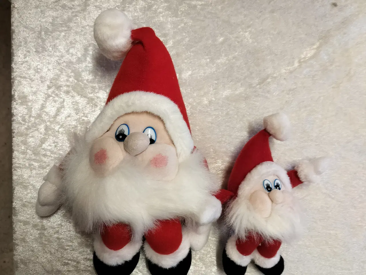 Billede 2 - Gammelt julepynt Søde nisser i stof