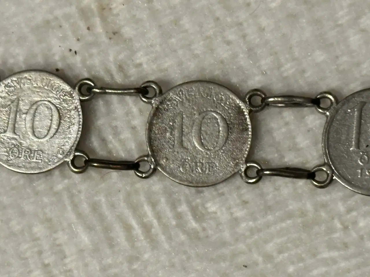 Billede 3 - Unikt sølv armbånd med gamle svenske 10 øres sølv