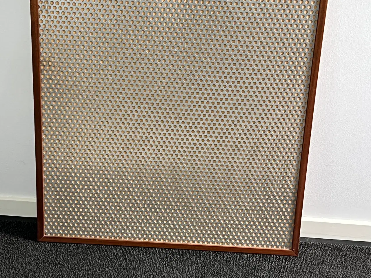 Billede 1 - Opslagstavle i marhogni ramme både ,magnet & nål