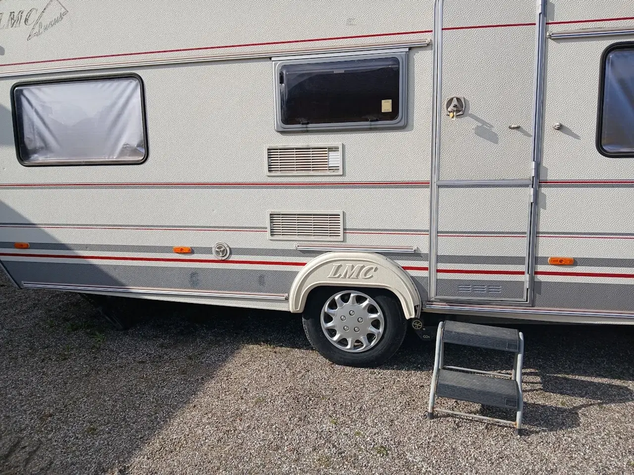 Billede 2 - Campingvogn med moover og markise