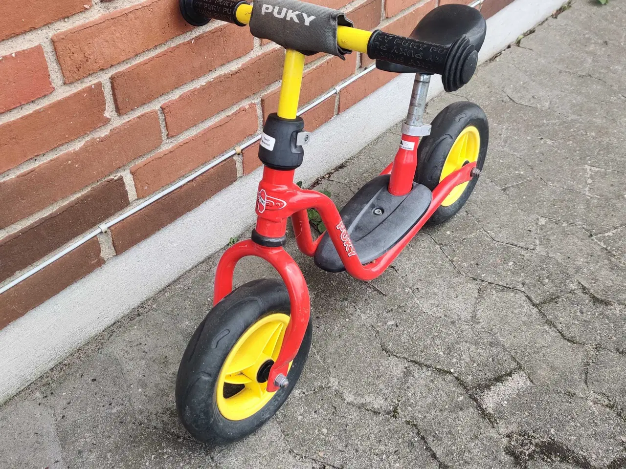 Billede 1 - PUKY LØBECYKEL FRA 2+ ÅR PUNKTERFRI DÆK