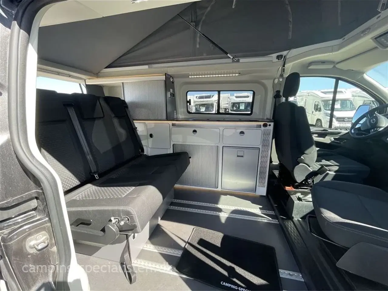 Billede 6 - 2022 - Randger R490   Smart Camper i stil med Califonia og Marco Polo - Randger R490 fra 2022 på Ford - Kan nu opleves hos Camping-Specialisten i Silkeborg