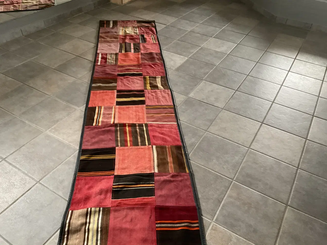 Billede 1 - Vintage kelim med sort læder kant