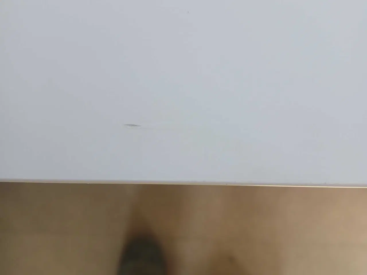 Billede 4 - Hvid laminat bordplade med underlimet vask.