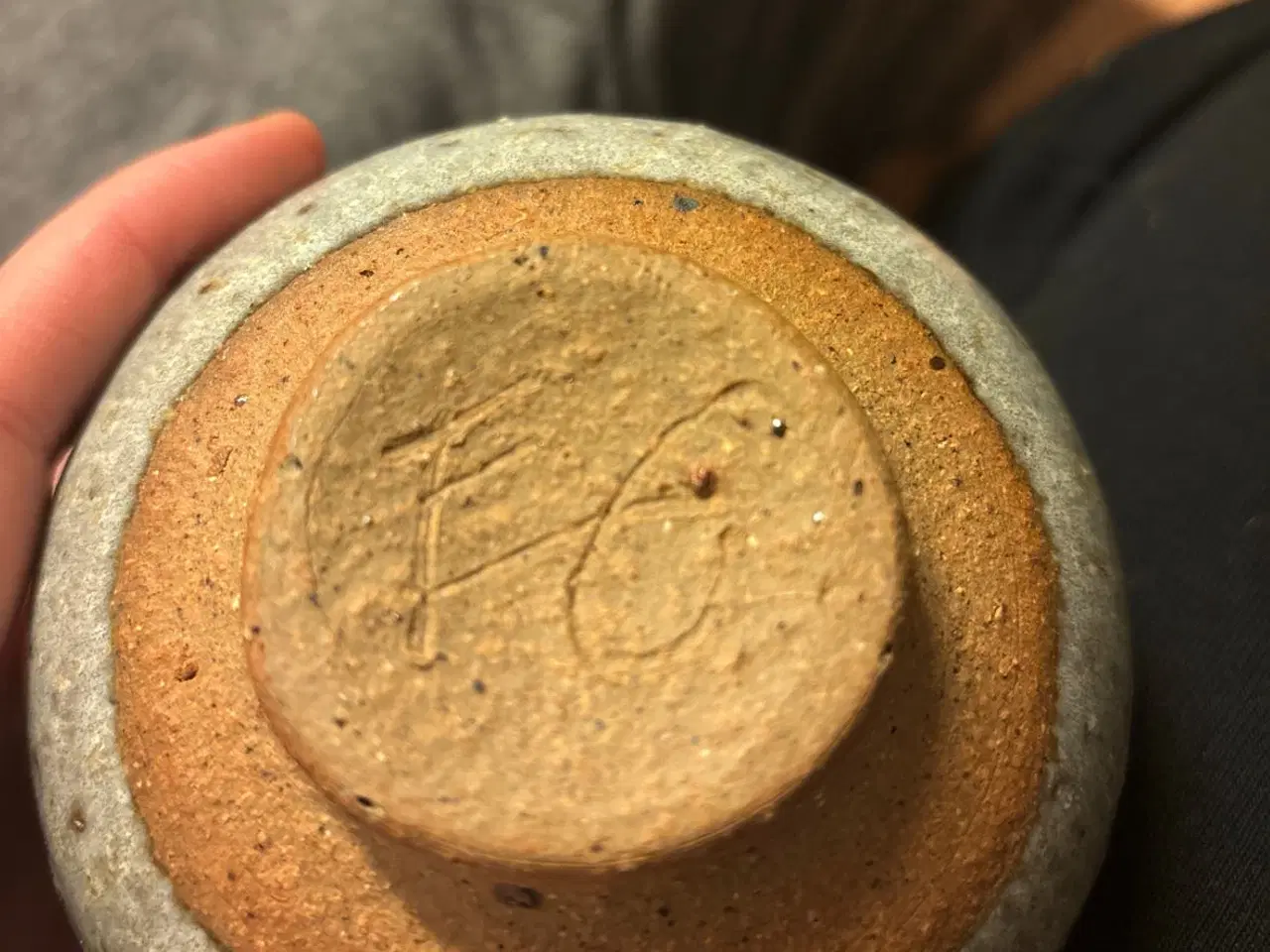 Billede 3 - svampevase" af den danske keramiker og billedhugge