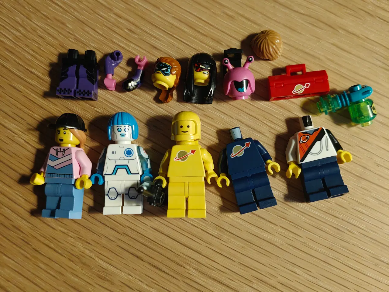 Billede 1 - Lego minifigur og dele