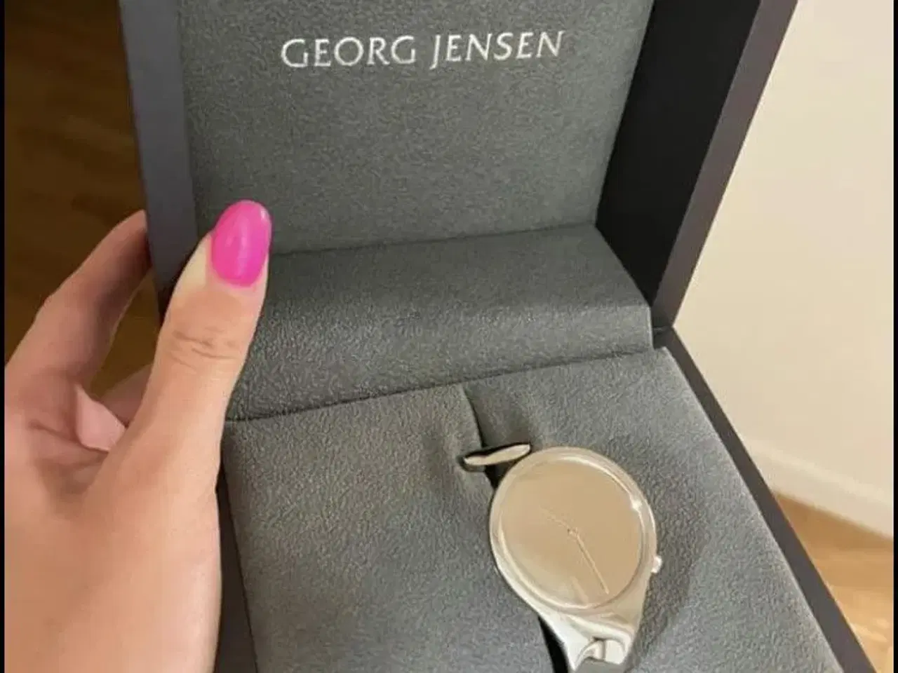 Billede 1 - Vivianna ur fra Georg Jensen står som nyt 