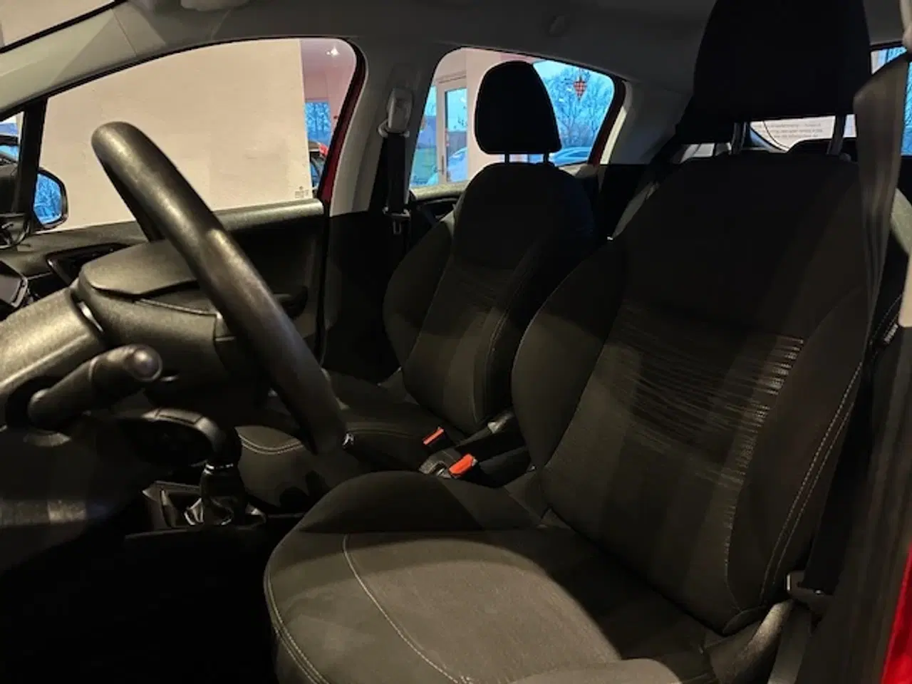 Billede 13 - 208 med fuld service.