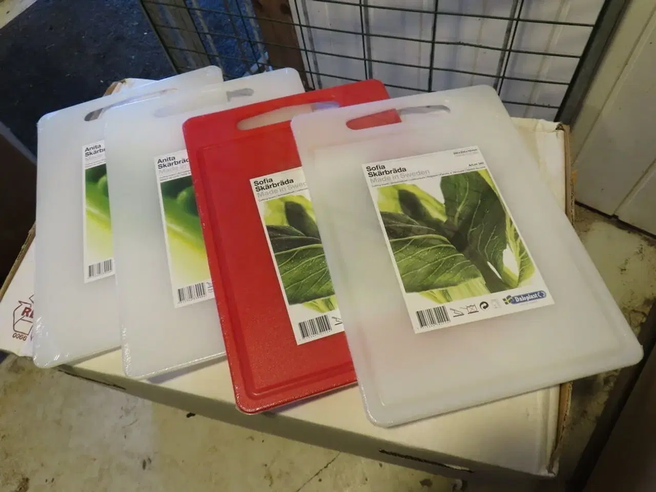 Billede 2 - 4 stk. skærebrædt, med og uden saftrille