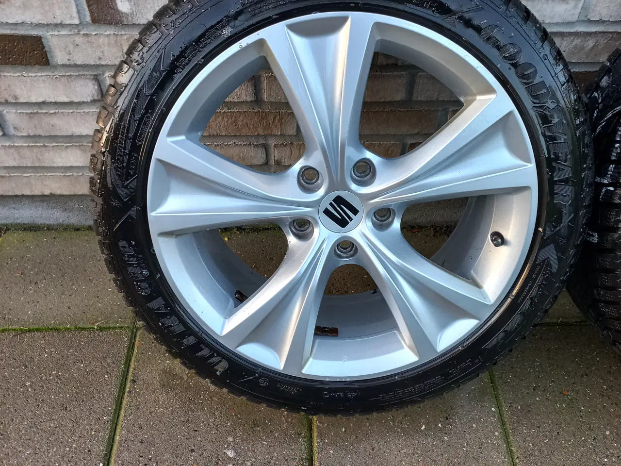 Billede 2 - Org Seat Leon 5 x 112 Vinterdæk 225/45R17