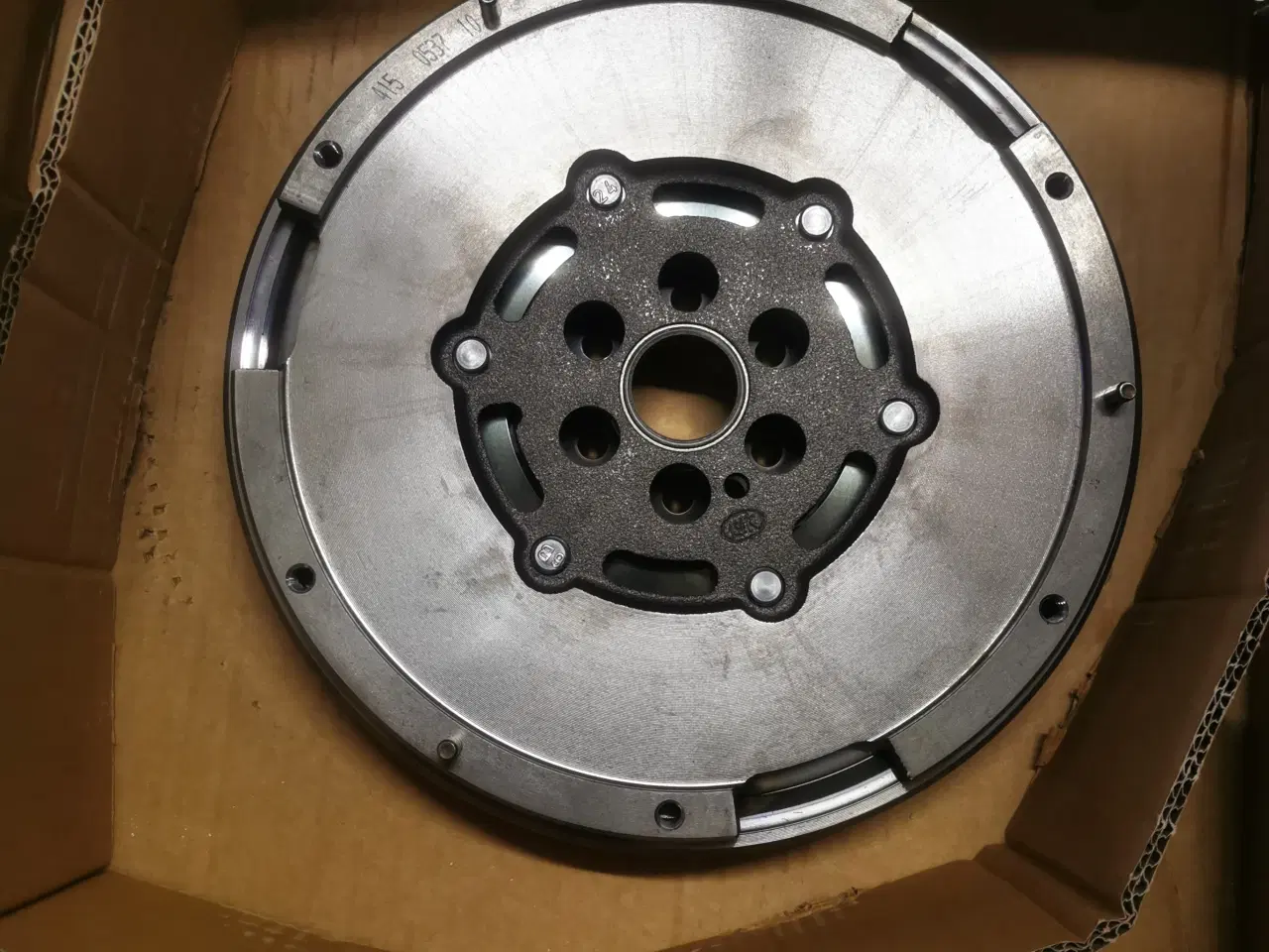 Billede 4 - Nyt koblingssæt med svinghjul og klemmeleje.