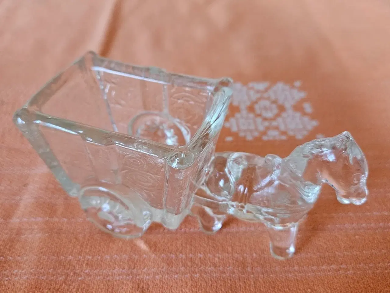 Billede 3 - 4 Saltkærrer i presset glas