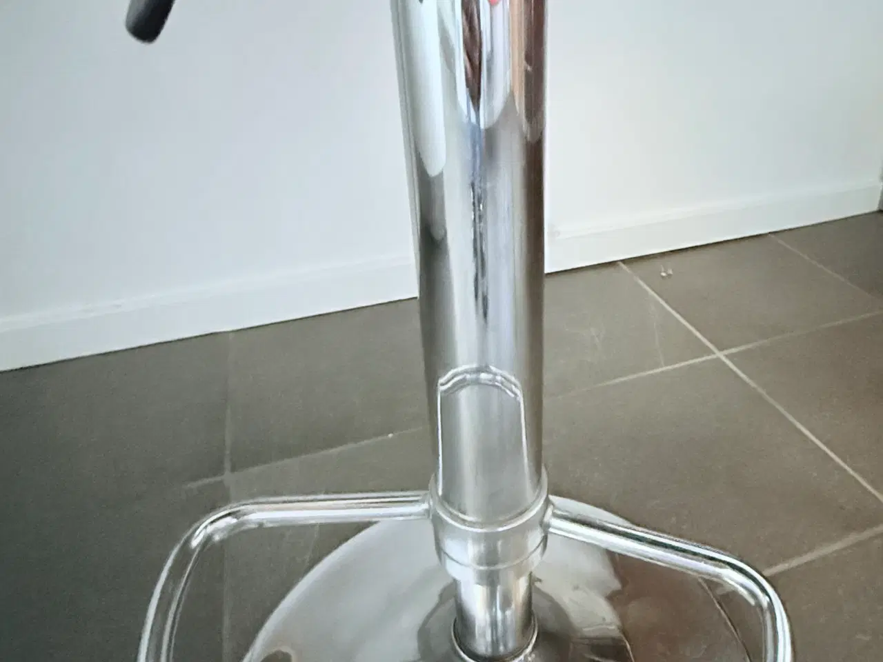 Billede 5 - Barstol med patina