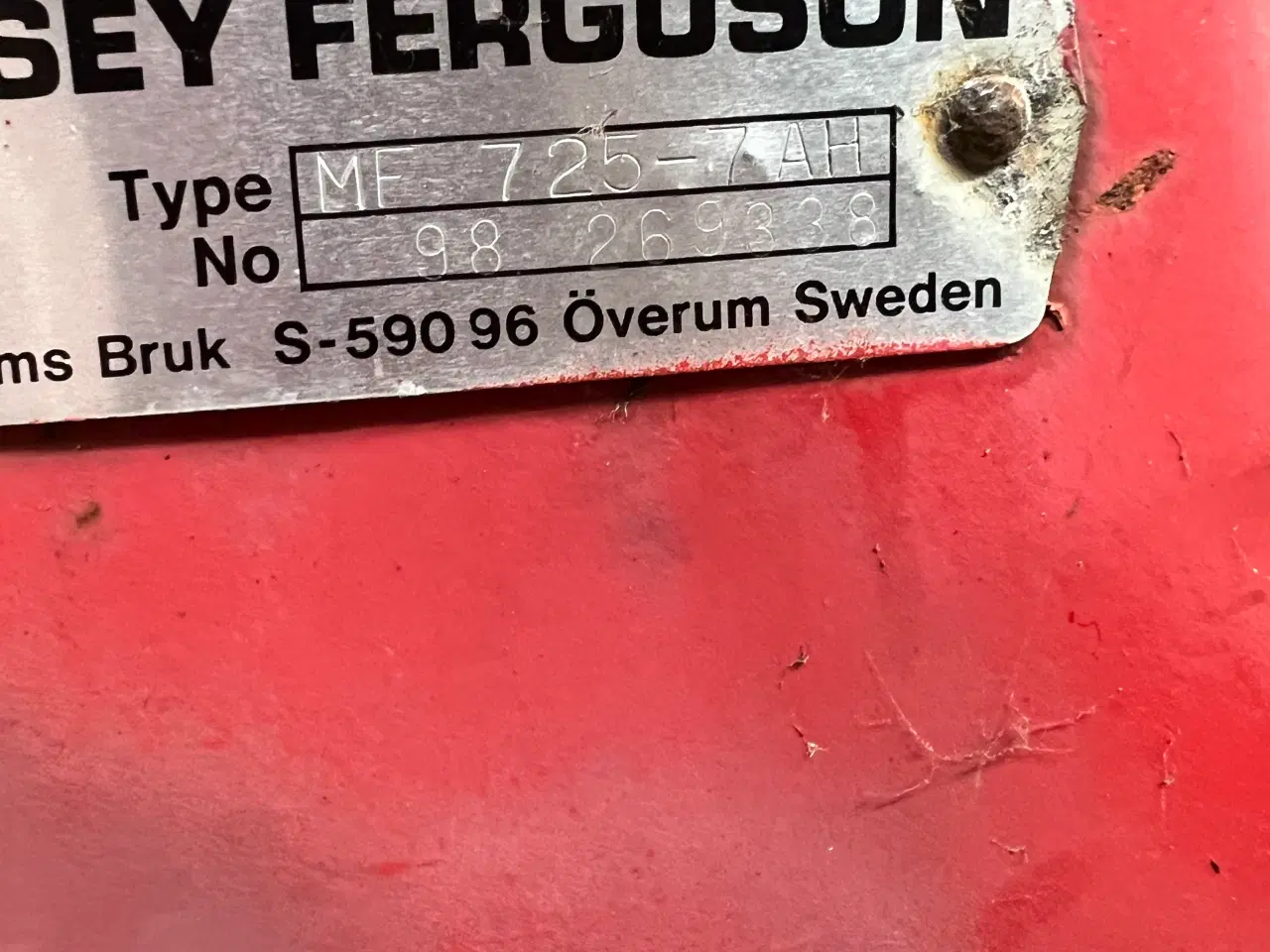 Billede 6 - 7 furet halvbugseret MF plov