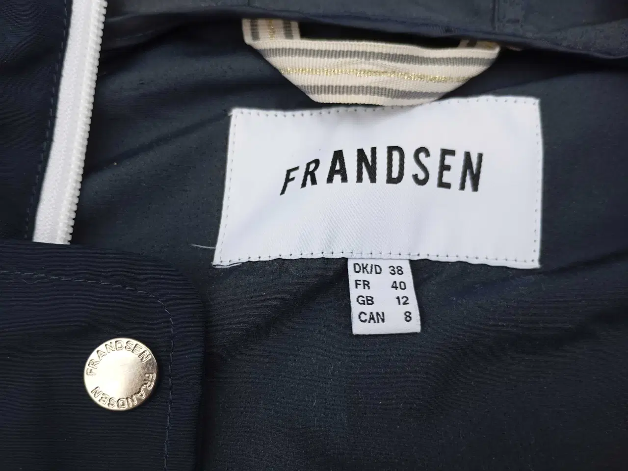 Billede 4 - Vindjakke fra Frandsen. Str. 38