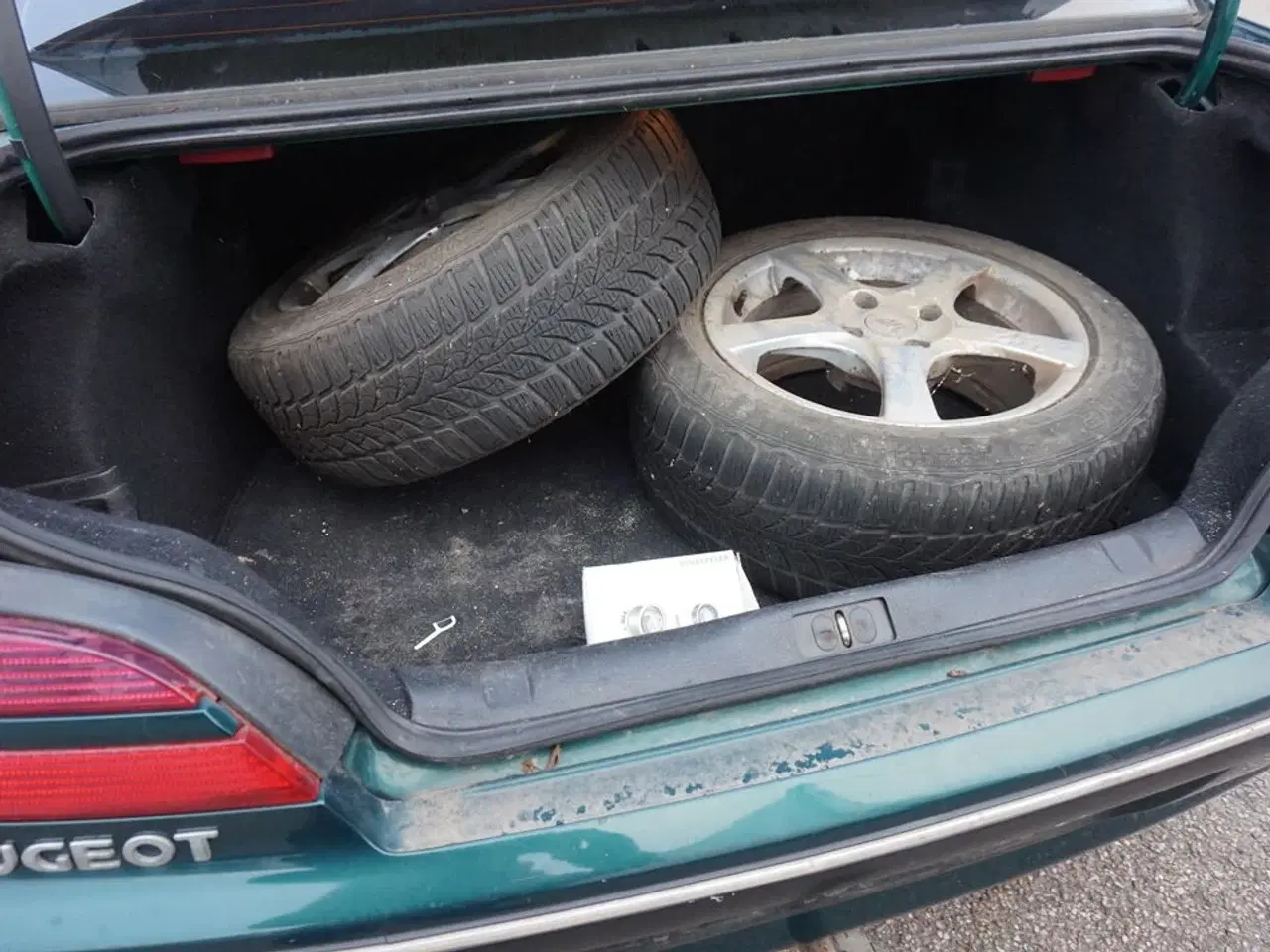 Billede 10 - Peugeot 406, 1,8 Sedan Grøn metallic Årg. 2002 (MOMSFRI)