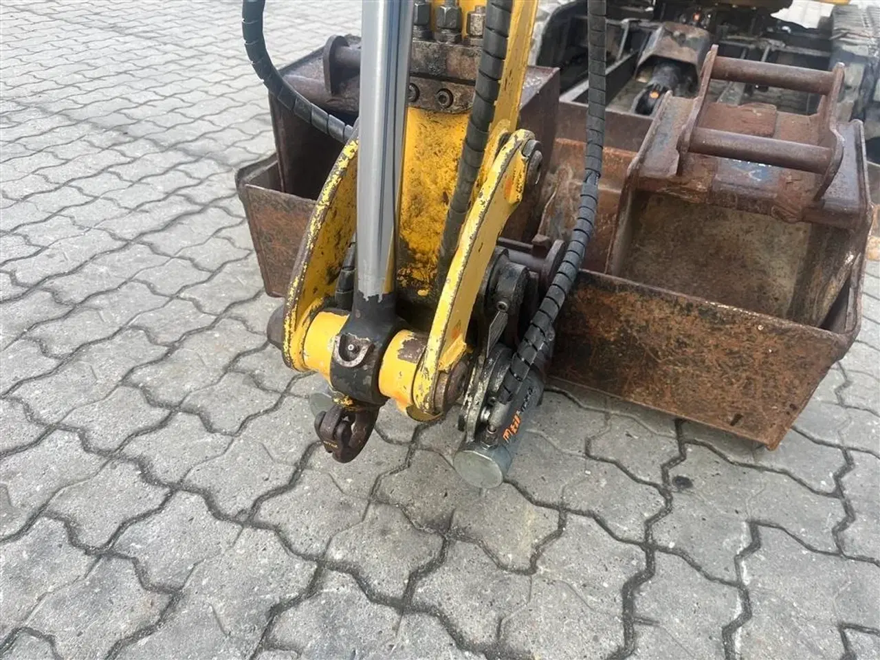 Billede 5 - CAT 301.7D Tiltman med hydraulisk skovskifte