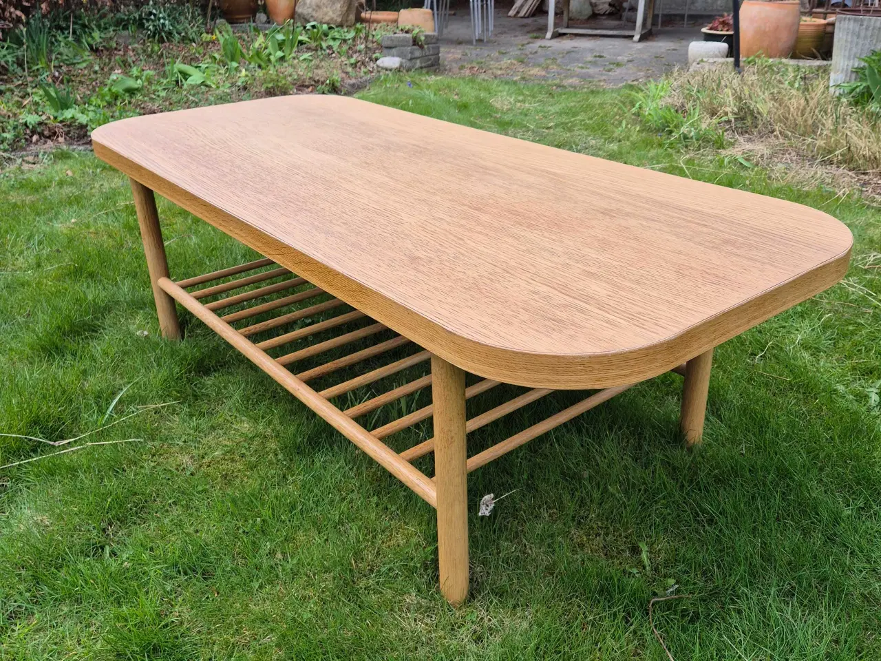 Billede 1 - Listerby Ikea-sofabord i lyst eg