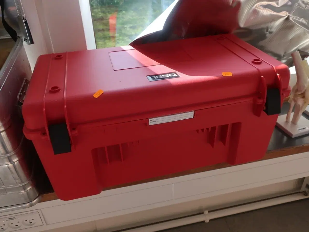 Billede 4 - Alukasse m. foring & plastkuffert (tomme)