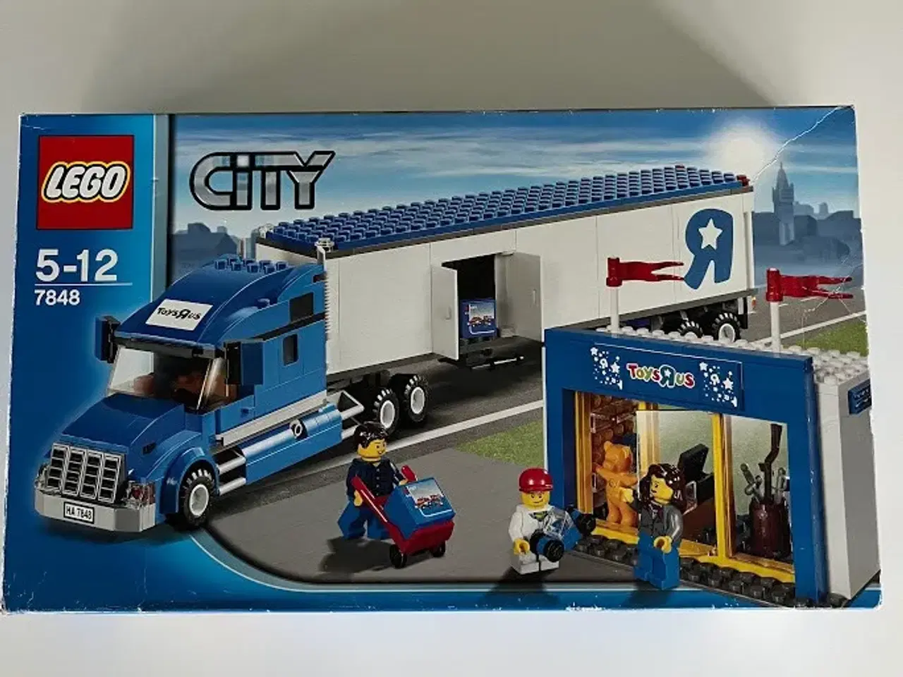 Billede 1 - LEGO City nr. 7848 - ToysRUs lastbil og butik