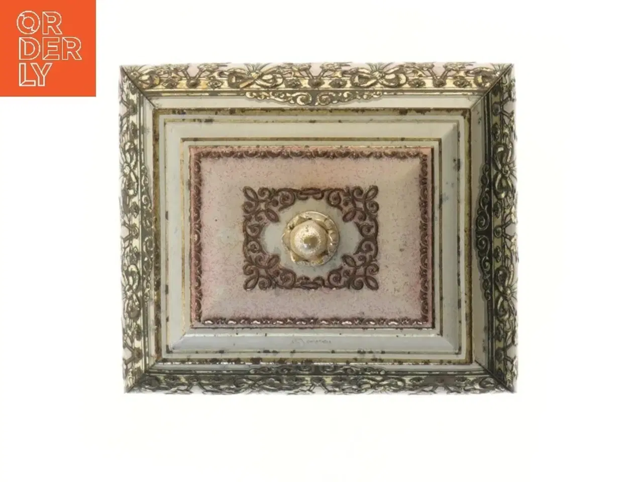 Billede 2 - Dekorativ metalkasse med låg (str. 17x14 cm)