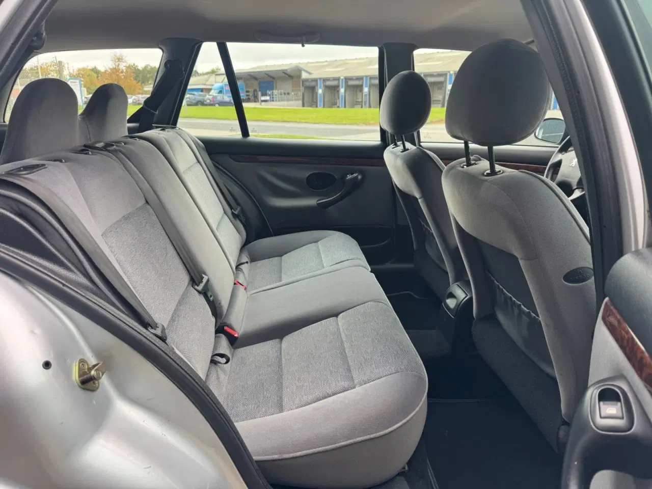 Billede 12 - Peugeot 406 1,8 SR stc.