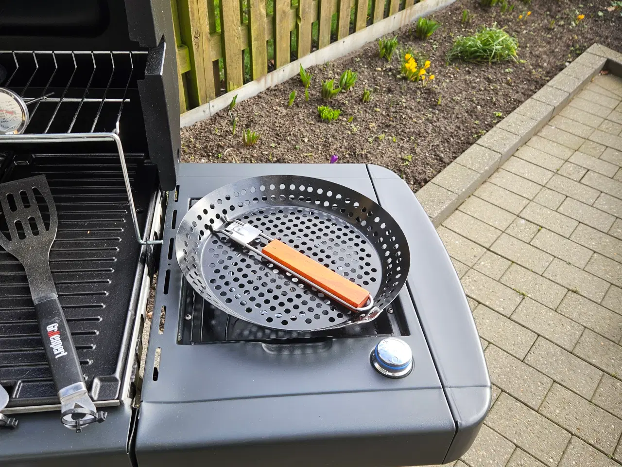 Billede 8 - Gas grill til salg giv et bud 