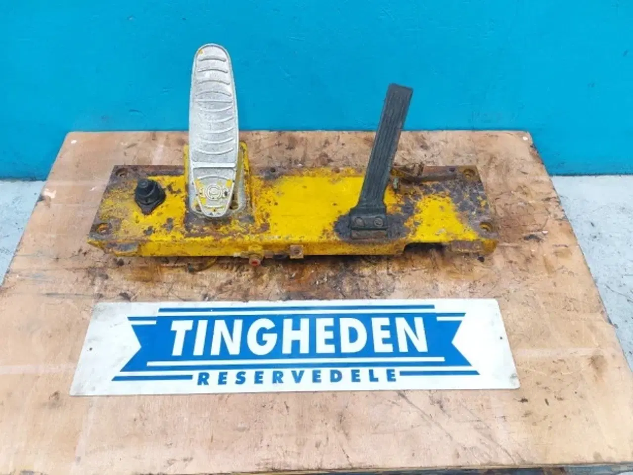 Billede 1 - Hanomag 44C Hovede Bremseventil 2945477M1