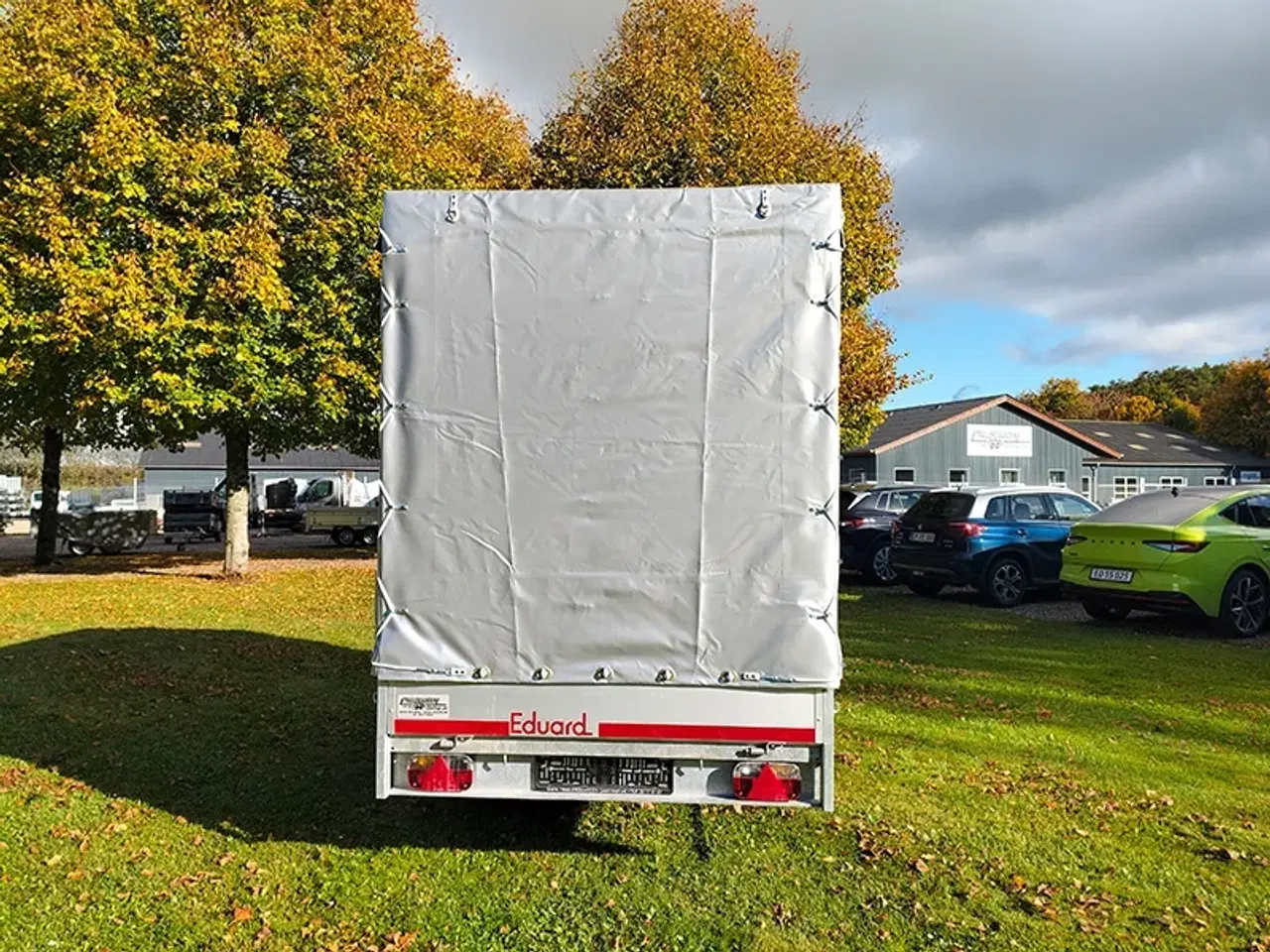 Billede 3 - Høj presenning m. gardinsider til Eduard 3116 trailer