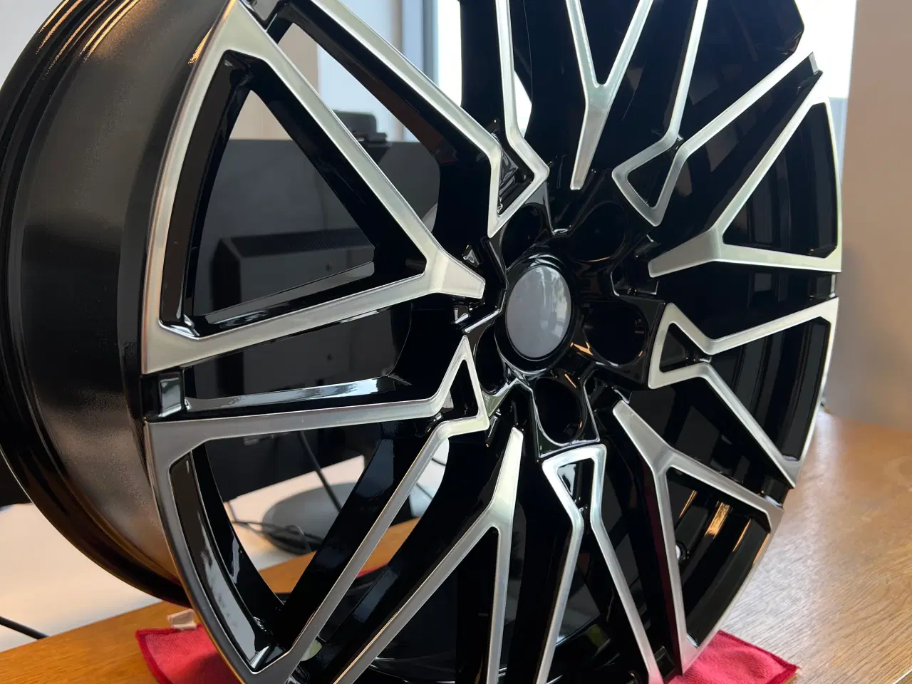 Billede 3 - 19" BMW I4 fælge