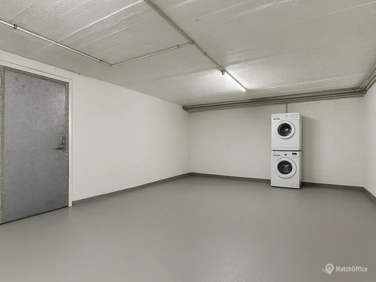 Billede 10 - 55 m² flot butik + højloftet kælder