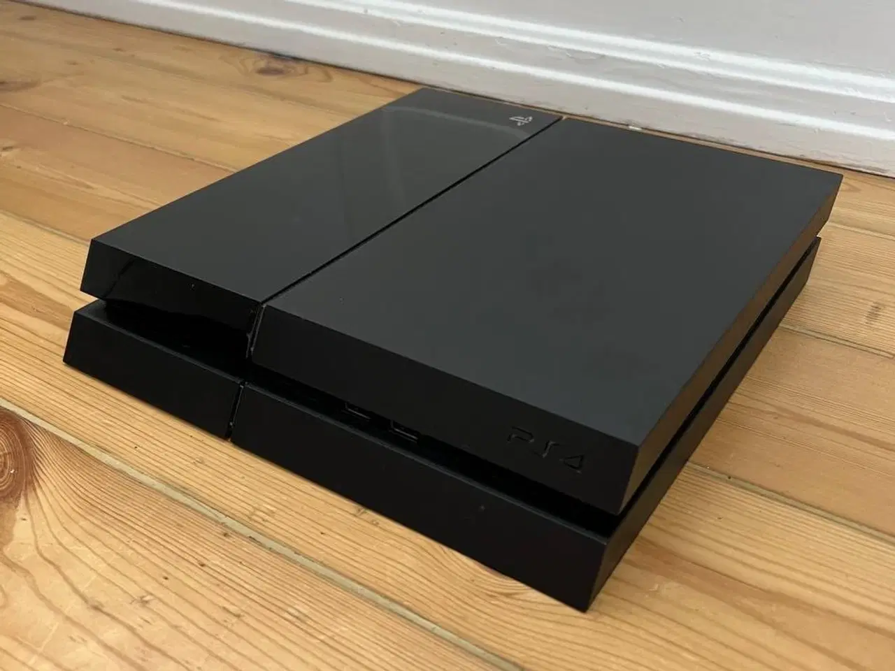 Billede 2 - PlayStation 4 pakke – inkl. 4 controllere og spil
