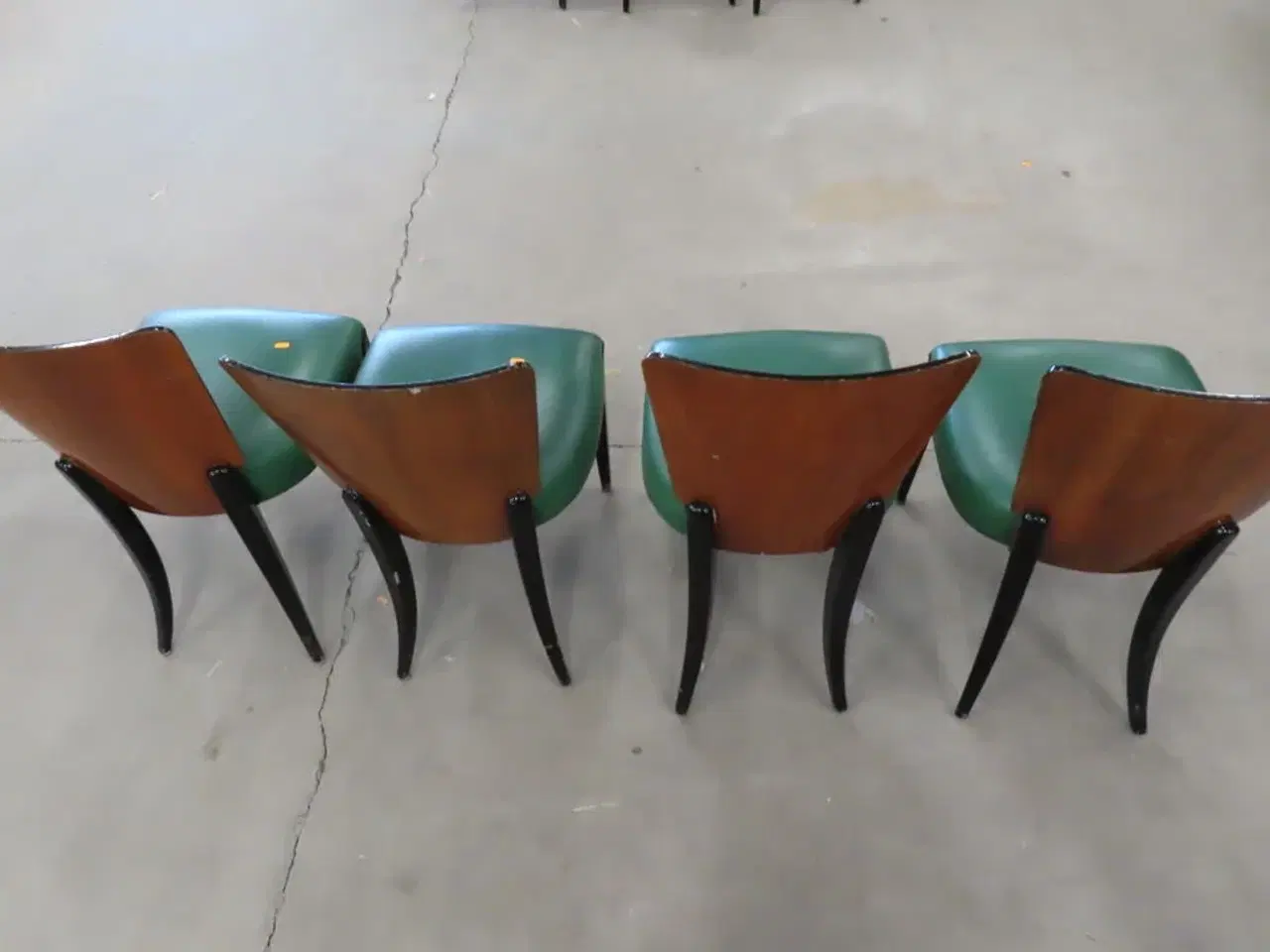 Billede 4 - 4 stk. Stole med træryg og grøn læder