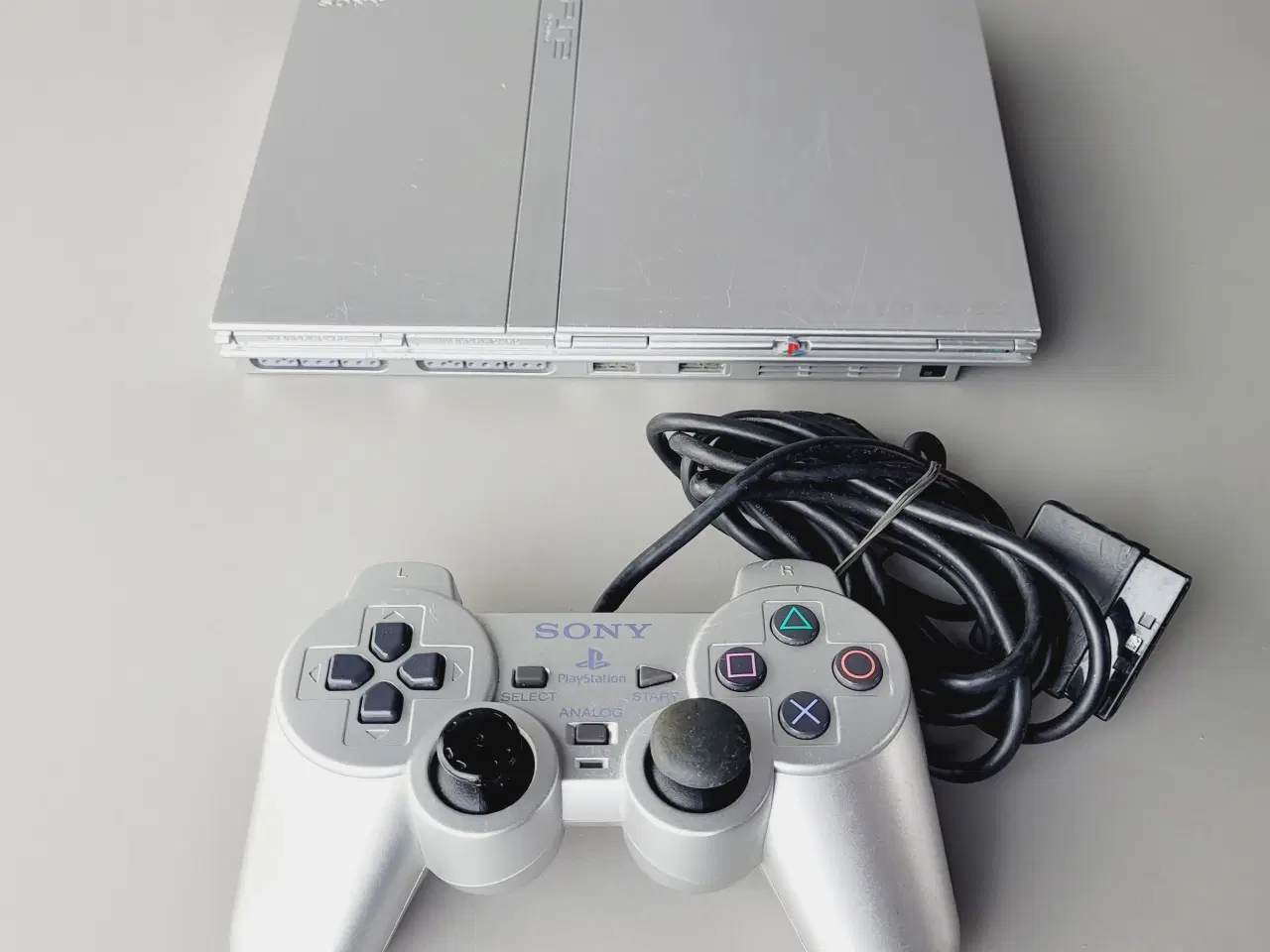 Billede 3 - ⭐️· 🕹️ Silver Edition PlayStation 2 (PS2) 