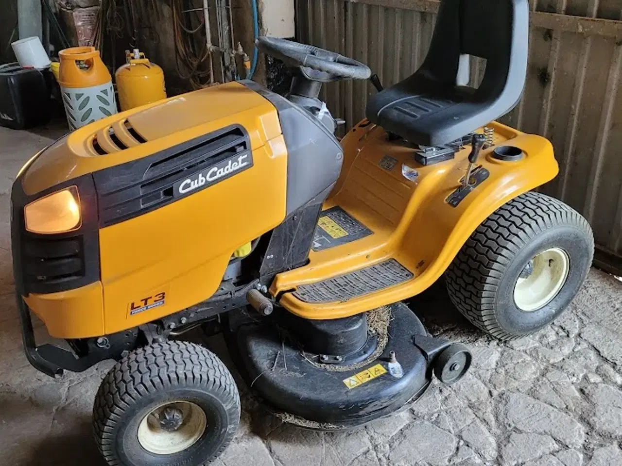 Billede 1 - Cub Cadet Havetraktor