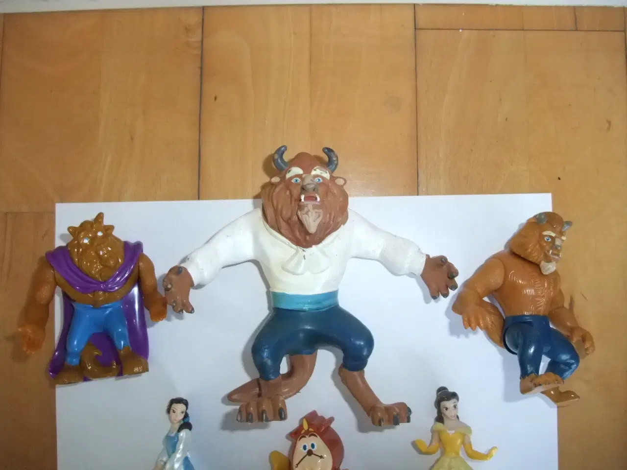 Billede 3 - Skønheden og Udyret Figurer