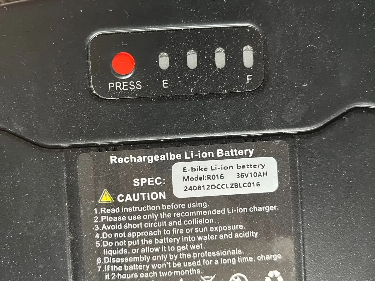 Billede 4 - Batteri og lader til EL-cykel 