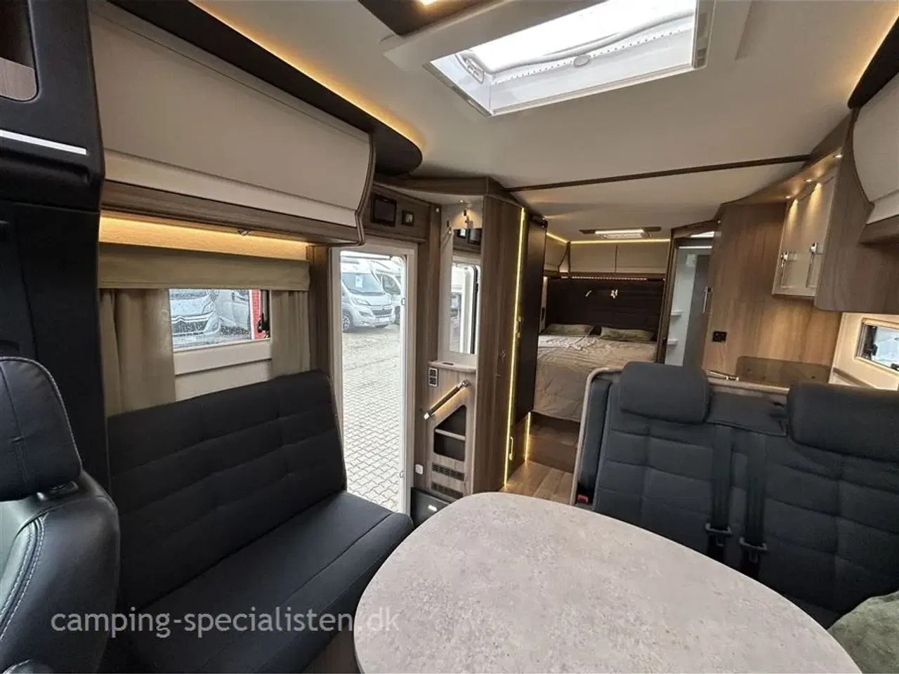 Billede 7 - 2024 - Kabe Novum 750 LXL   Kabe Novum X 750 LXL model 2024 kun kørt 14.000  km kan nu ses hos Camping-Specialisten.dk