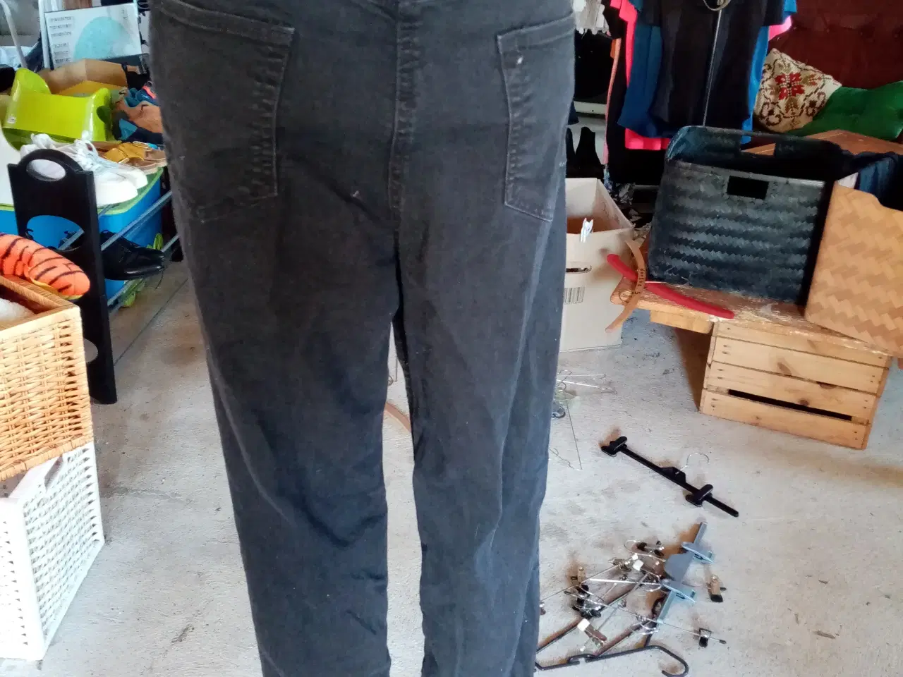 Billede 3 - Blandet tøj i str L/XL 10 dele 300 kr