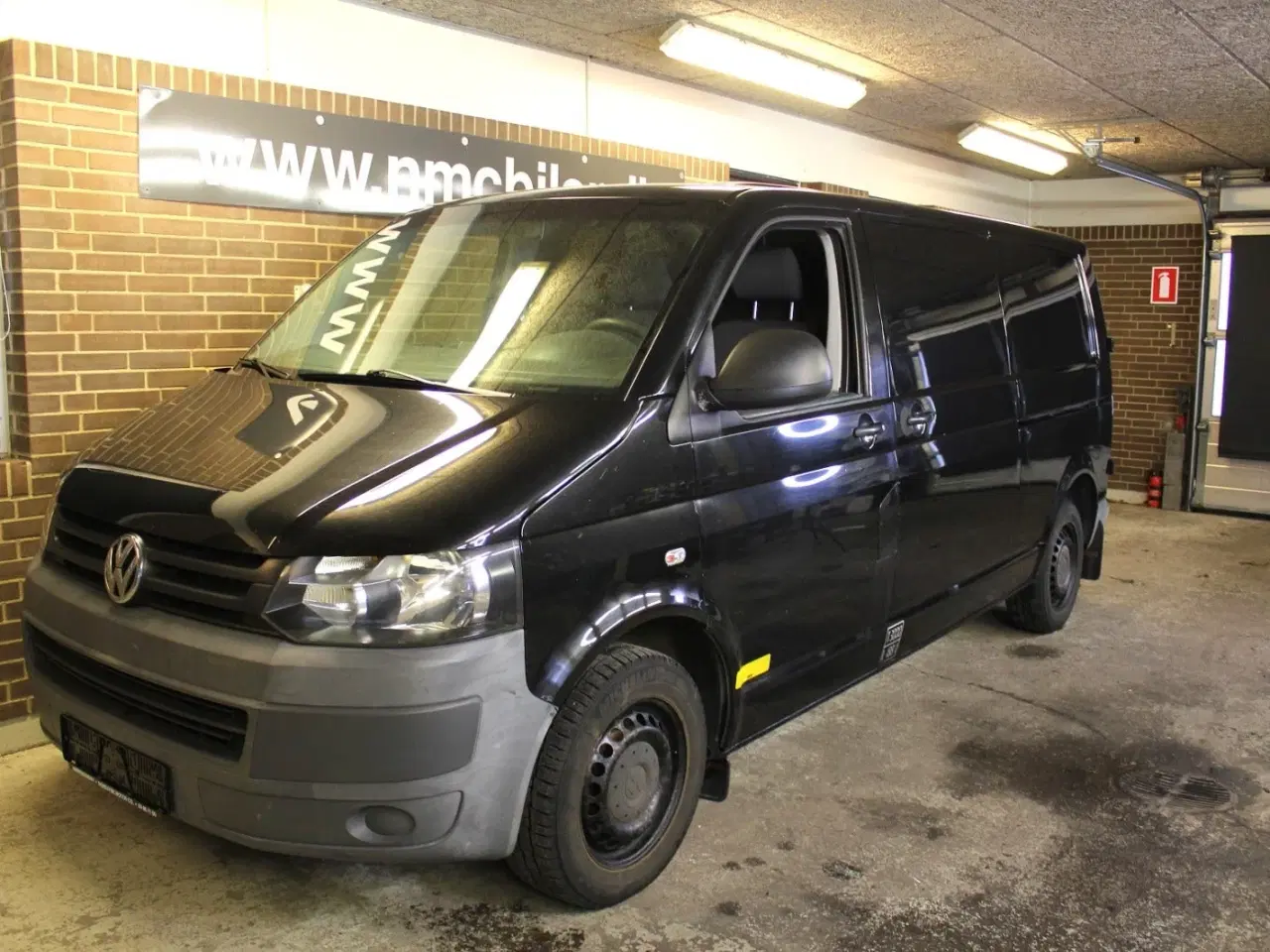 Billede 1 - VW Transporter 2,0 TDi 140 Kassevogn lang