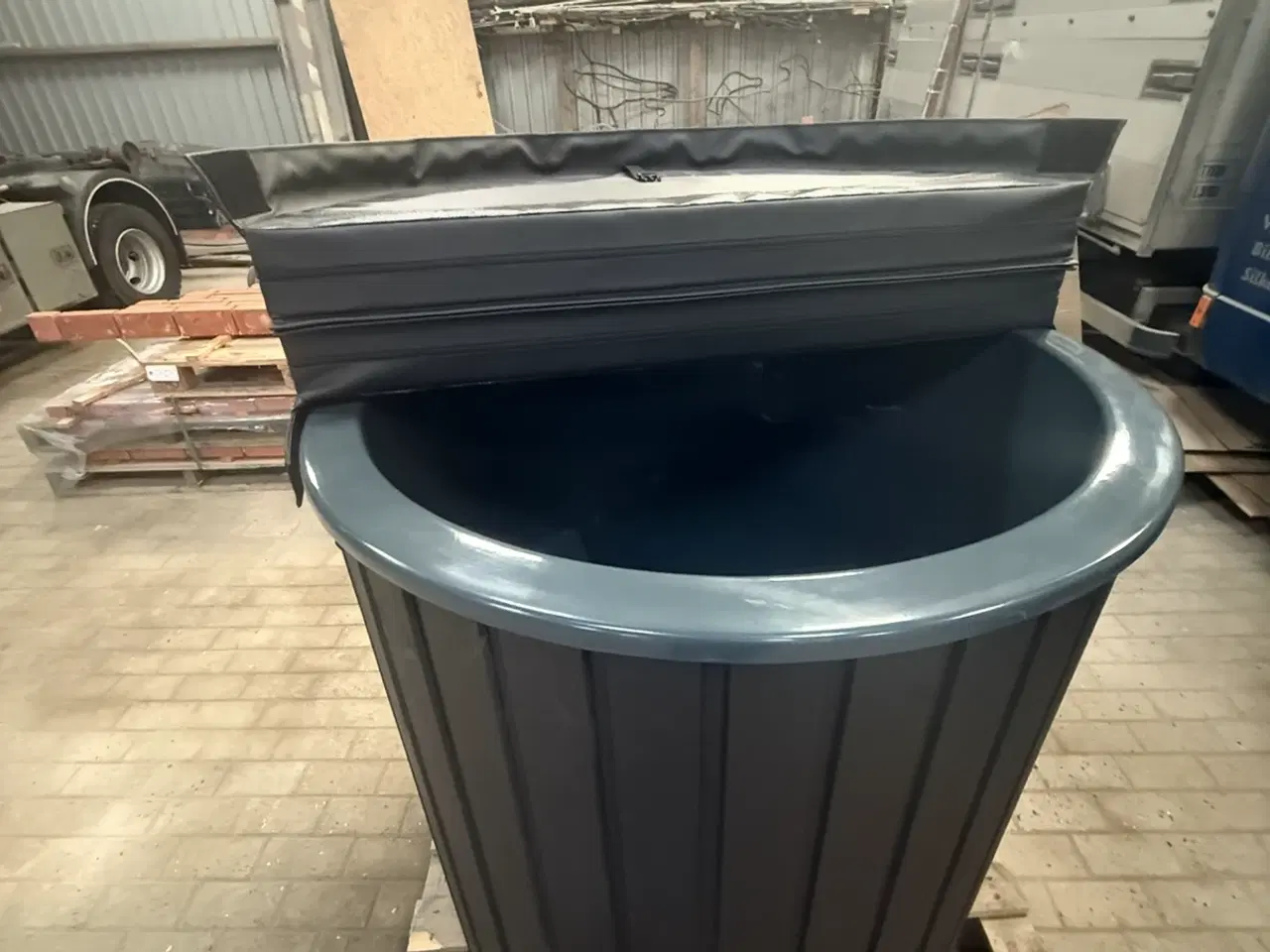 Billede 2 - Nyt koldtvandskar sælges 