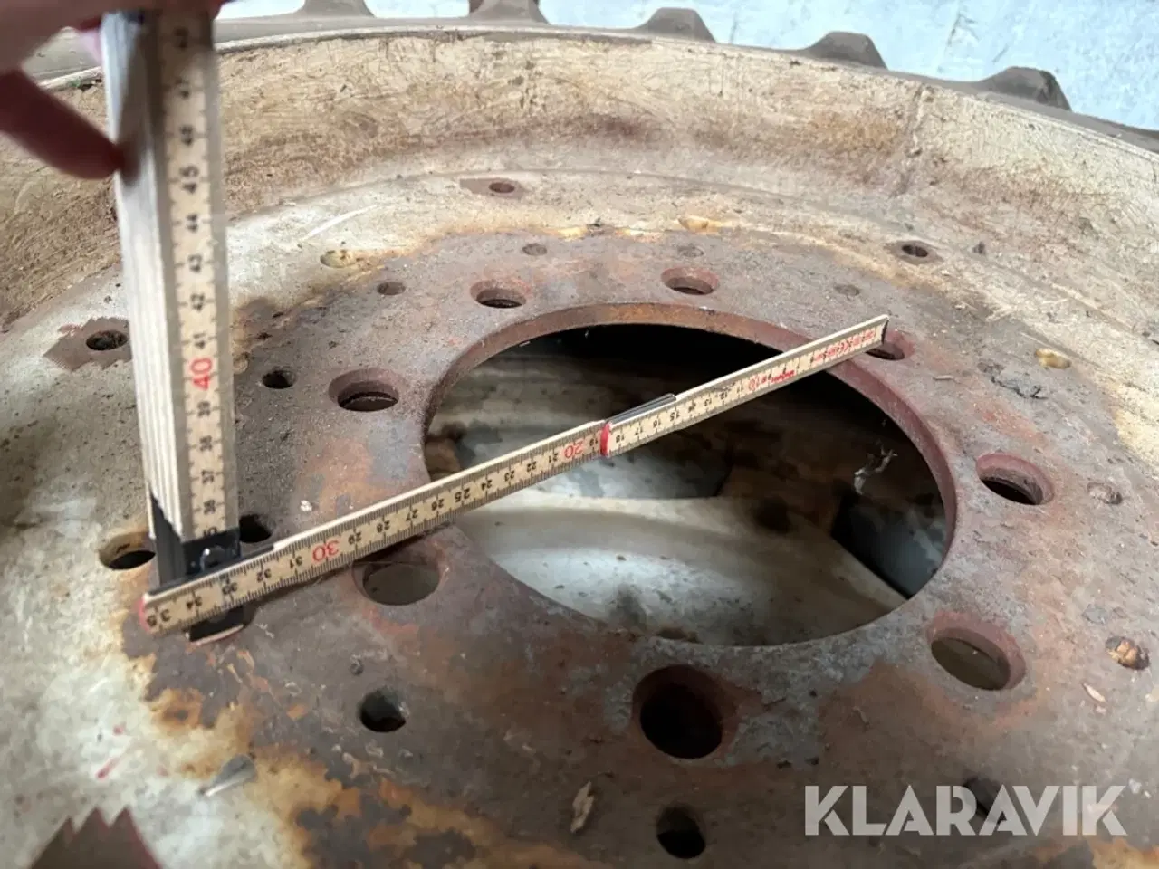 Billede 5 - Landbrugsdæk Taurus 12.4R46 2 styk